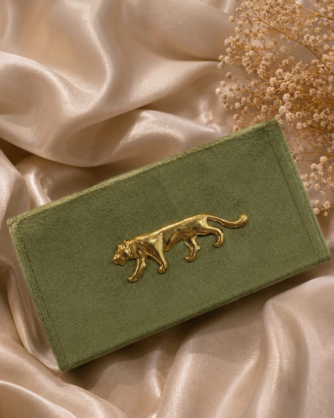 Velvet Panther Luxury Money Envelope – Sage Green