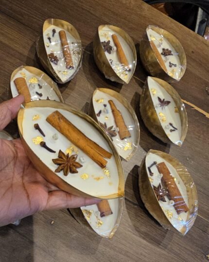 Spiced Cinnamon Boat Candle